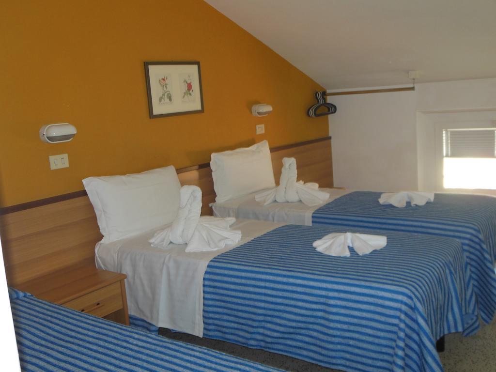 Hotel Edy Rimini Exteriér fotografie