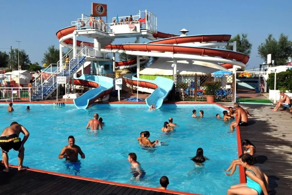 Hotel Edy Rimini Exteriér fotografie