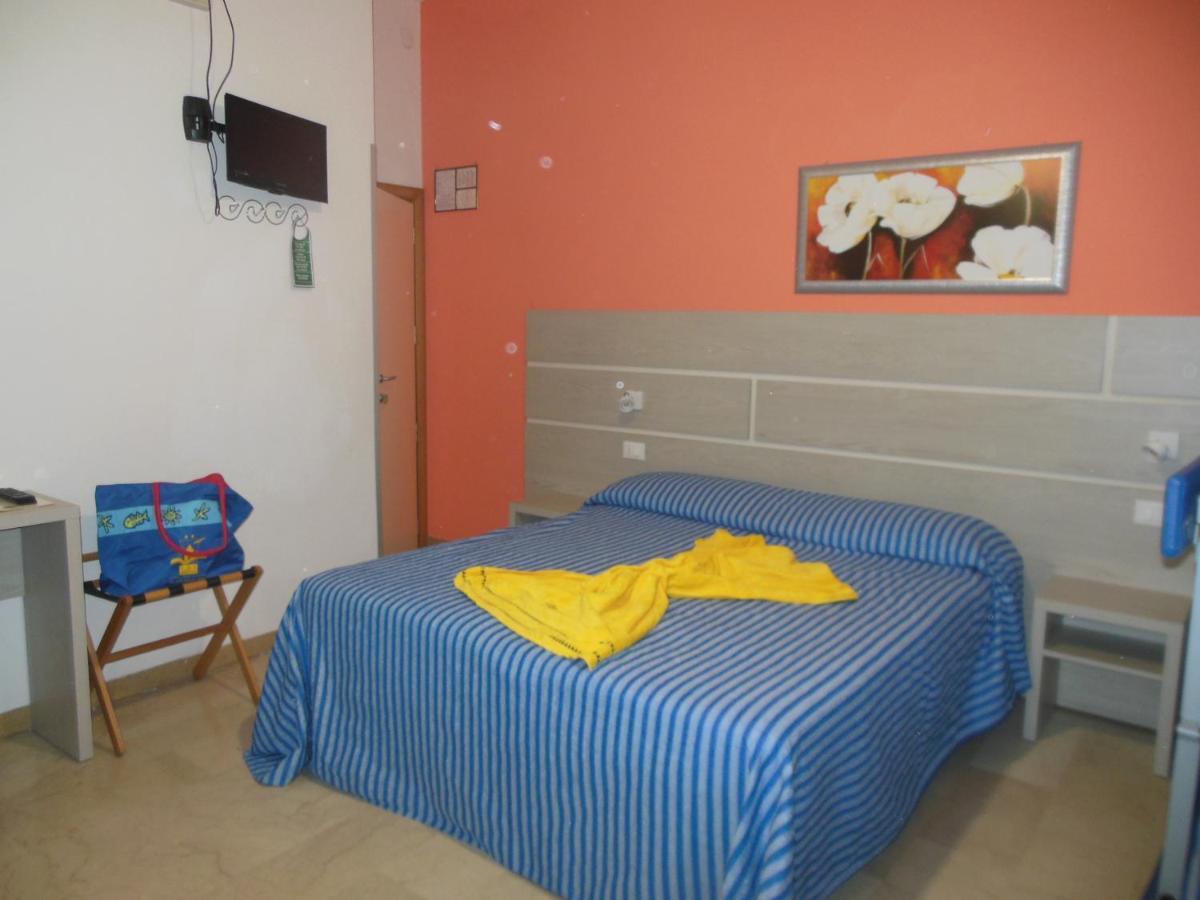 Hotel Edy Rimini Exteriér fotografie