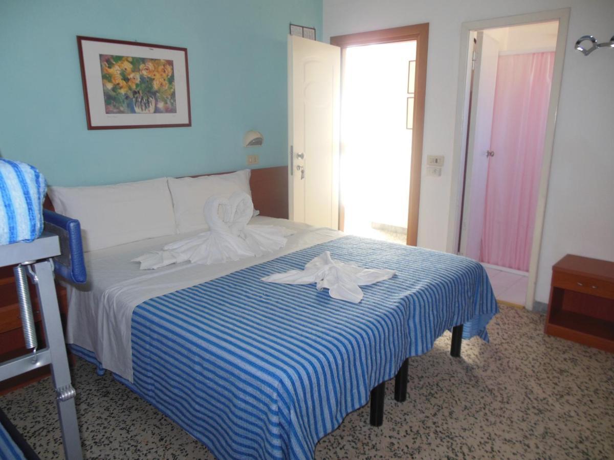 Hotel Edy Rimini Exteriér fotografie