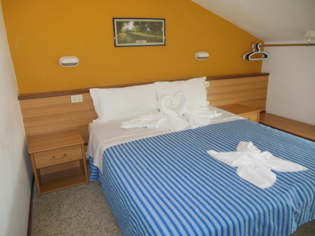 Hotel Edy Rimini Exteriér fotografie