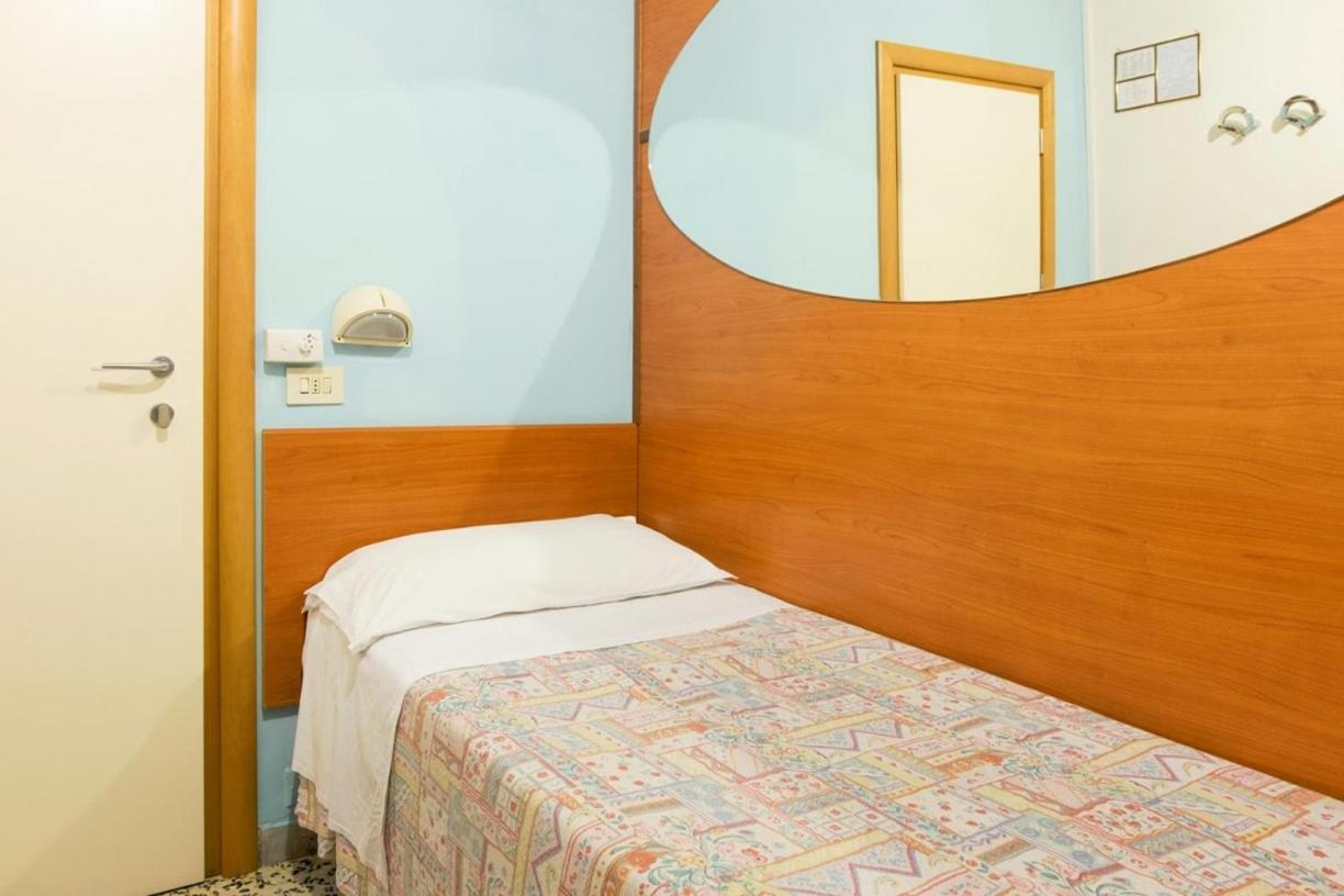 Hotel Edy Rimini Exteriér fotografie